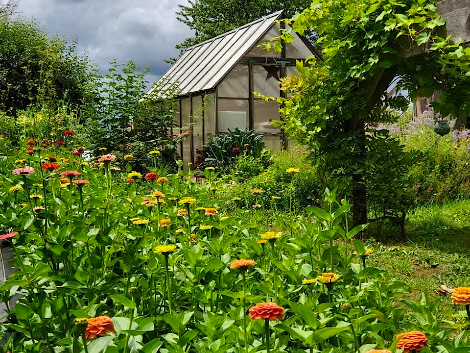 Mt. Rainier 8' x 16' Greenhouse Kit