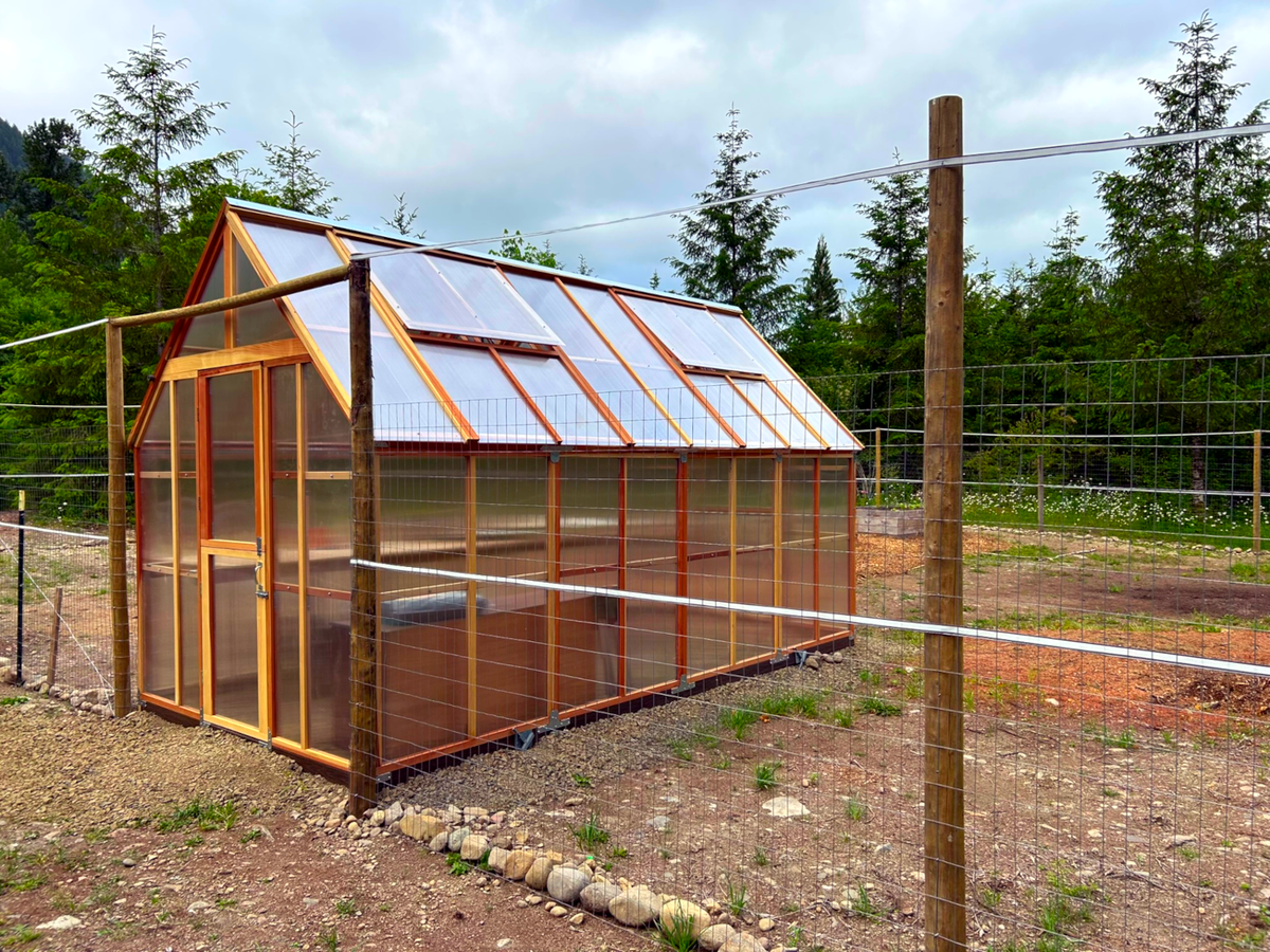 Mt. Rainier 8' x 16' Greenhouse Kit